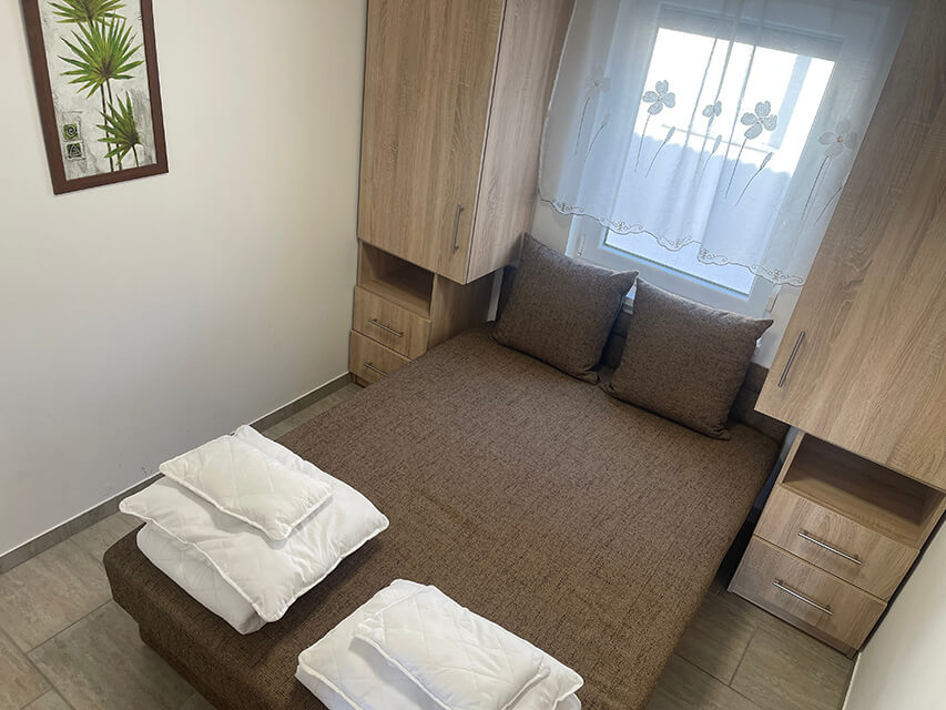 Szálláshely Horvátország Gedeon Apartmanház Vir szigetén