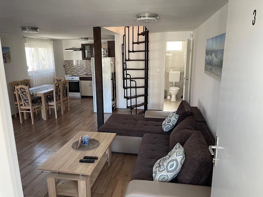 Szálláshely Horvátország Gedeon egyes apartmaház emeleti